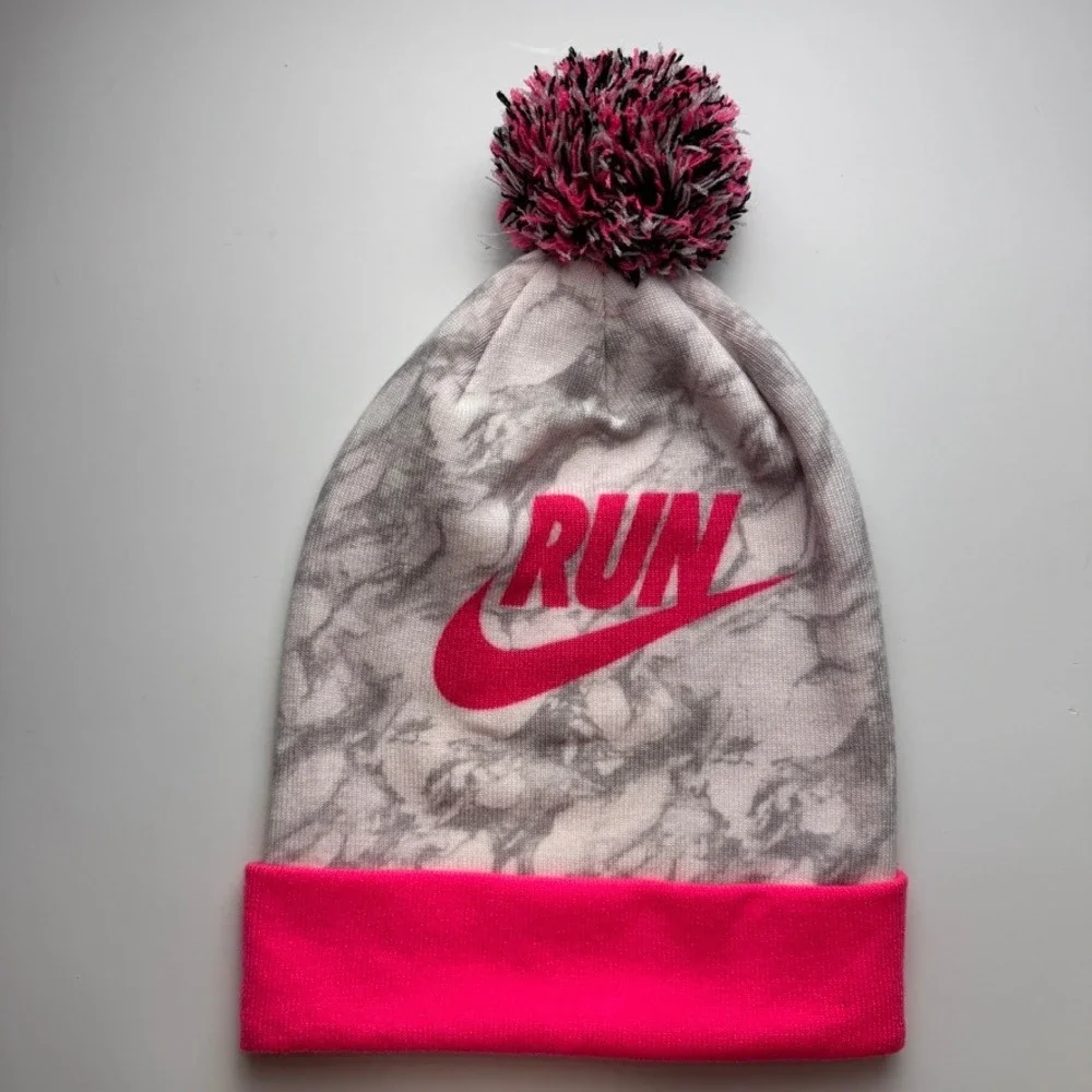 Nike Peak Beanie Reversible Pink Grey Marble Pom Pom Knit Hat NXR Nike Run